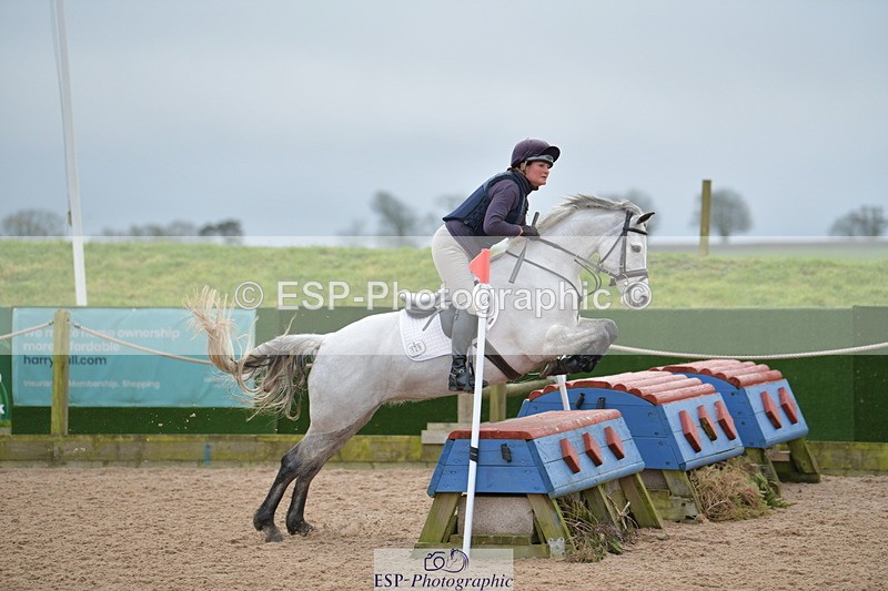 240203A-095937-00009 - 70cm