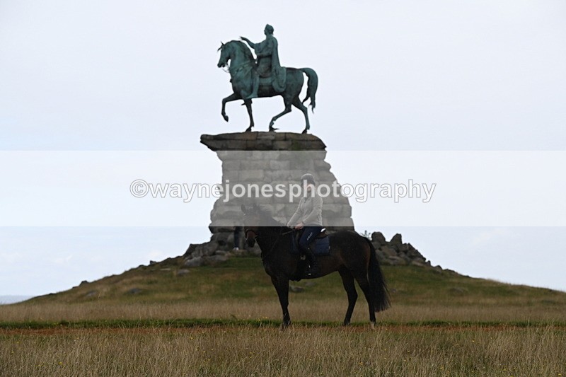 DSC_8307 - Time at Statue 13:52 to 14:33