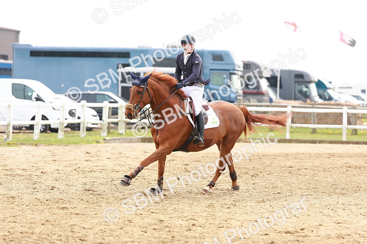  - Class 18 - Senior Newcomers - 1.10m