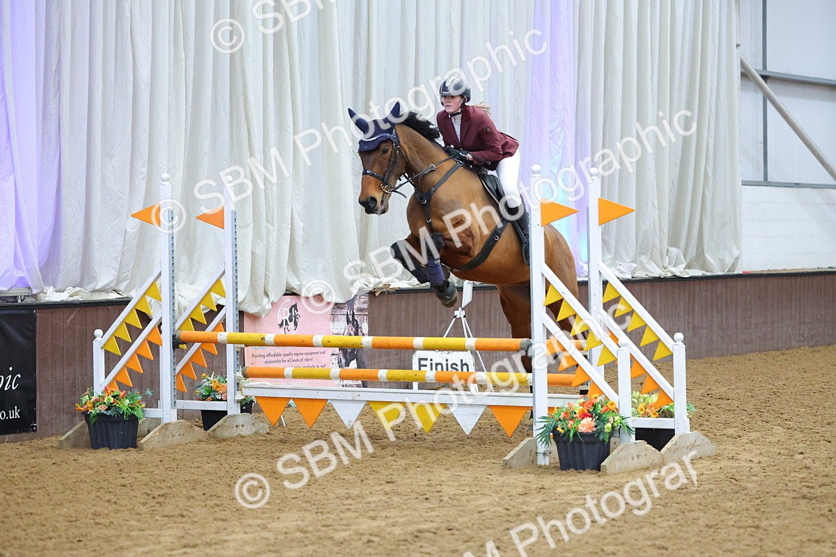 SBM_009631 - Class 20 - Senior British Novice/ 90cm Open - First Round (0.90m)