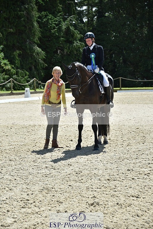 230811-131412-01485 - Adv Medium Silver Presentations