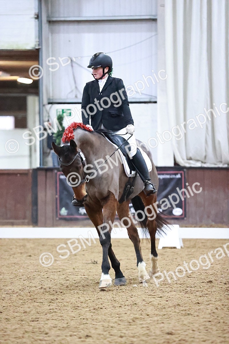 SBM_001714 - Class 9 - Novice 4