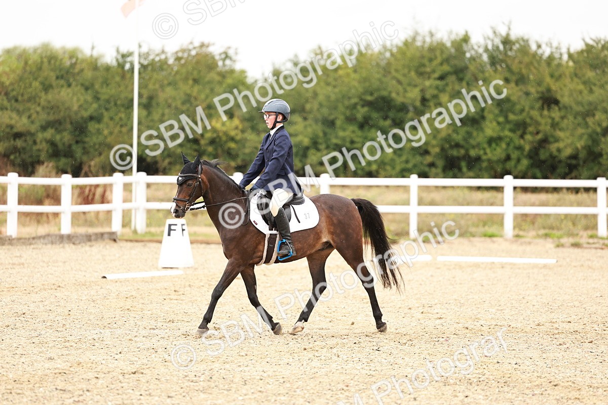 SBM_000037 - Class 1 - Intro 2 Warm Up 9.00-9.35