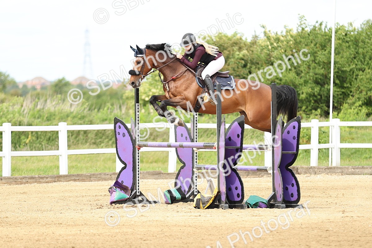 SBM_000918 - Class 4 - Senior Newcomers - 1.10m