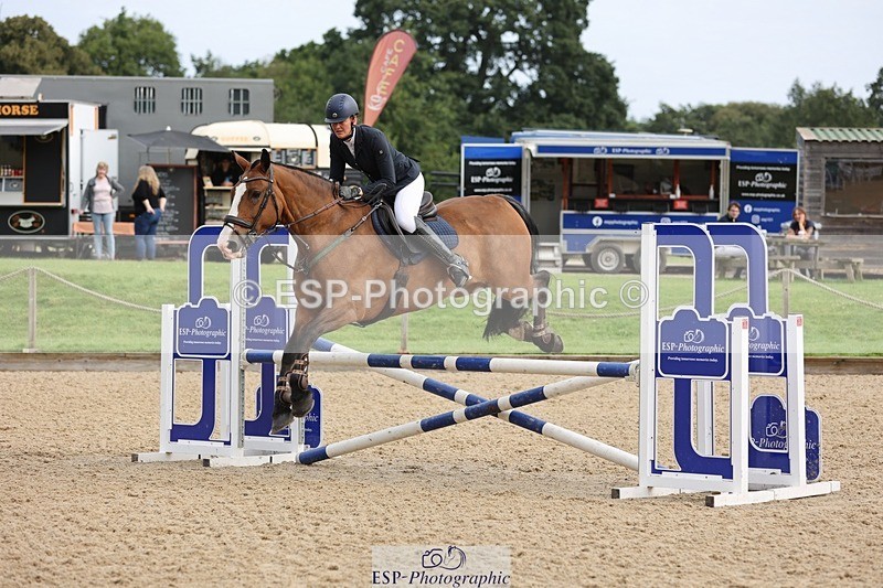 240817-093002-00282 - 02A Snr Brit Nov