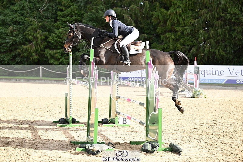 251024A-120923-10256 - C-202-Charlotte.Agnew