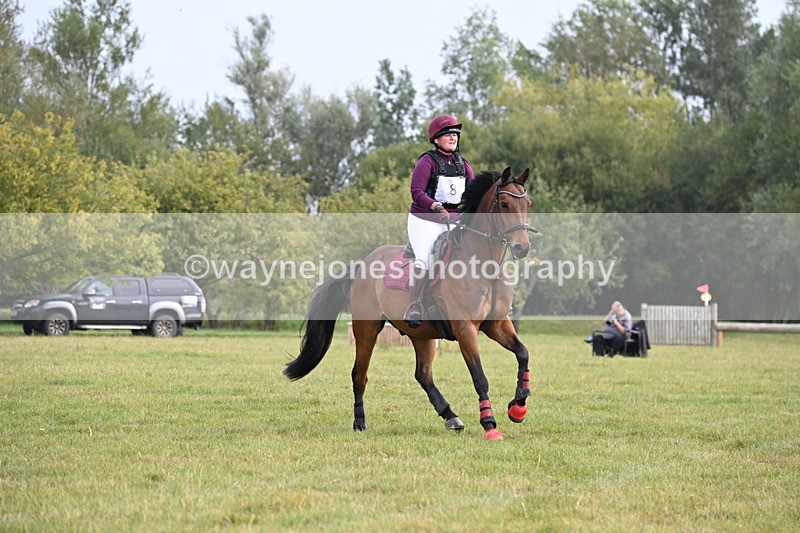 WJ6_9981 - 40cm XC Time 10:05 to 10:36