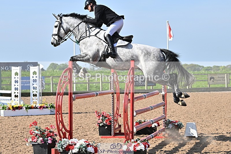 240509A-092525-00546 - Cls 8 Foxhunter