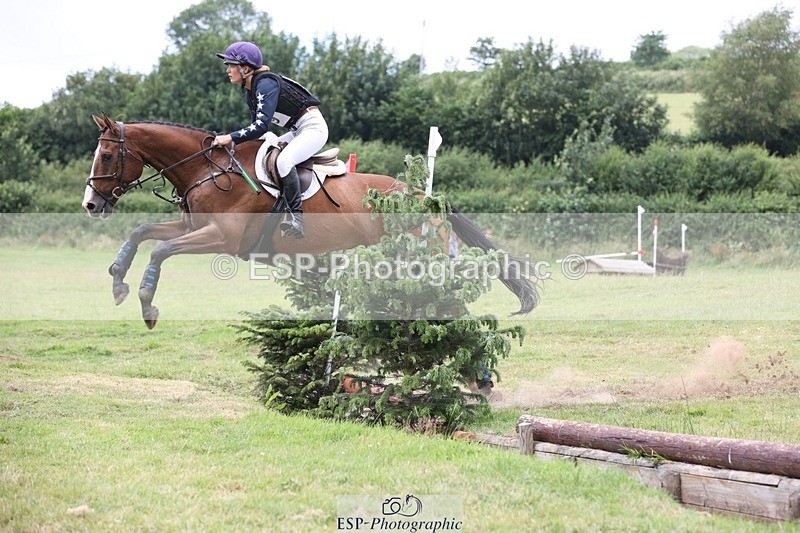 230625-130043-04251 - XC 90cm 12.00 to 13.00