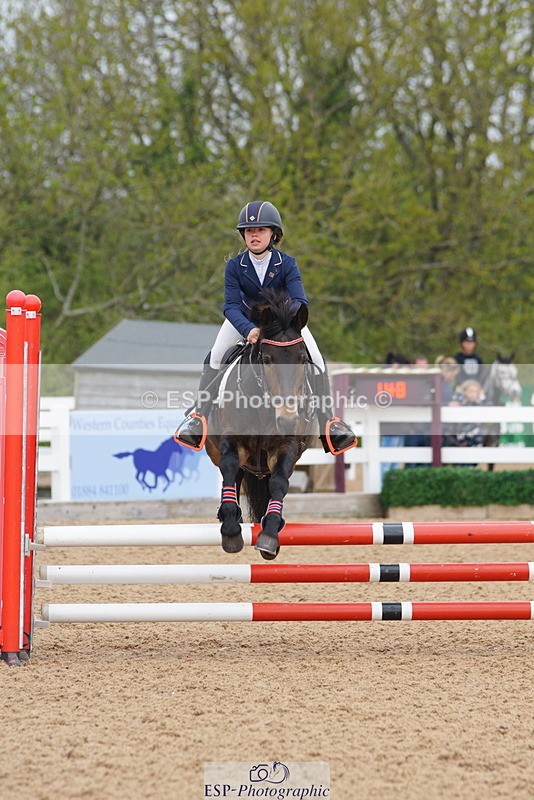 230513A-083842-00161 - Cls 1 Pony Intro 70cm