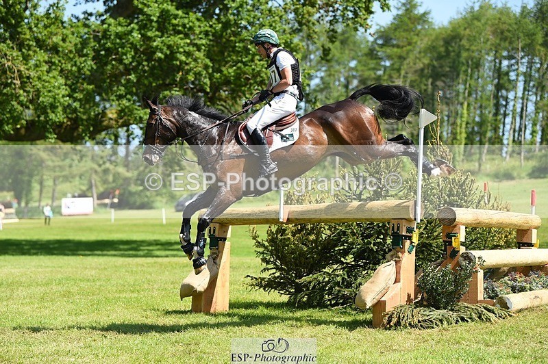 230527-112456-09161 - 307-PENHILLS_CANDY_MAN-Max_Warburton-XC