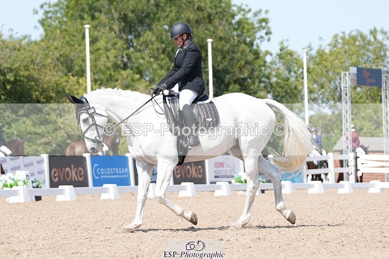 250817-134341-10485 - 179-Kate.WilliamsGhyllwood.April.Moment