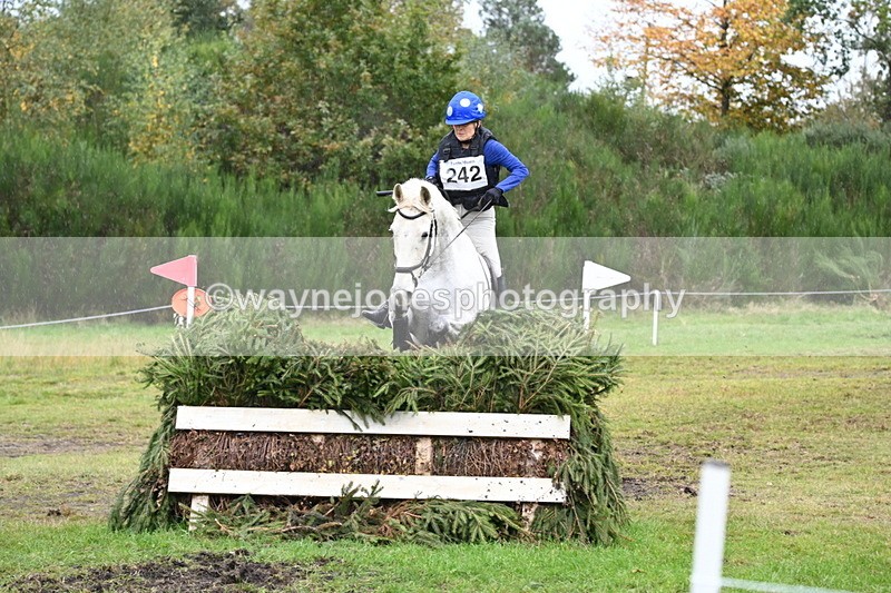 WJ6_4134 - 90cm Cam 1 Time 14:05 to 14:35