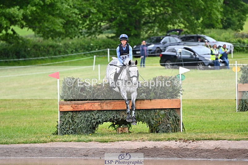 250524A-125503-10726 - B-357-Rosalind.Canter-ARMSCOTE.EXPLORER