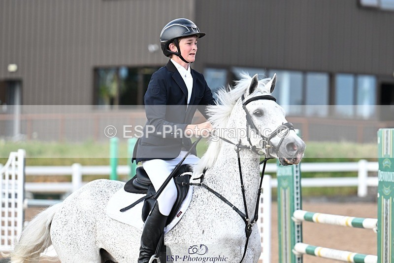 260627-174757-05846 - Cls 27 Foxhunter and 1.10m