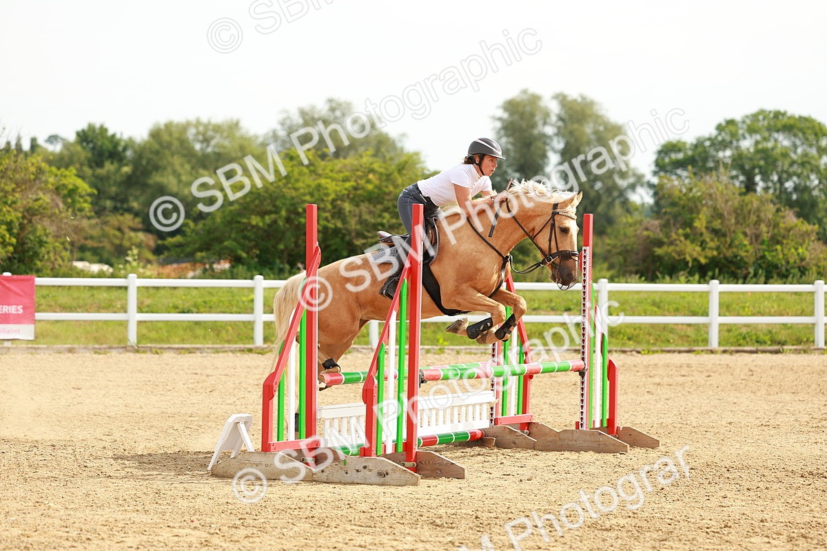 SBM_000237 - Class 1 - Clear Round
