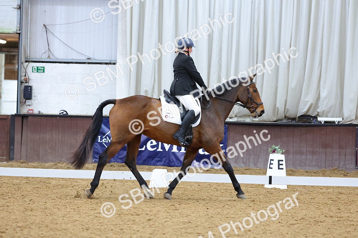 SBM_001025 - Novice