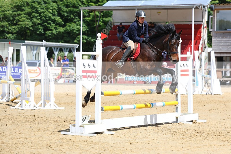 3E7A9815 - Class 8: Senior 80cm