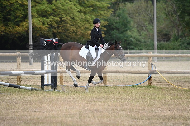 WJ6_0849 - Class 14 Intermediate Jumping 75cm