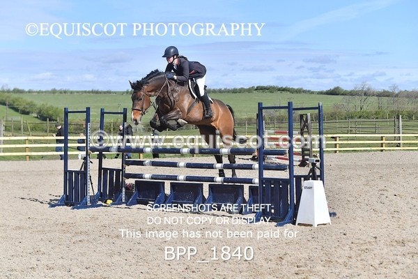 BPP_1840 - CLASS 19 SUN Senior Foxhunter/ 1.20m Open