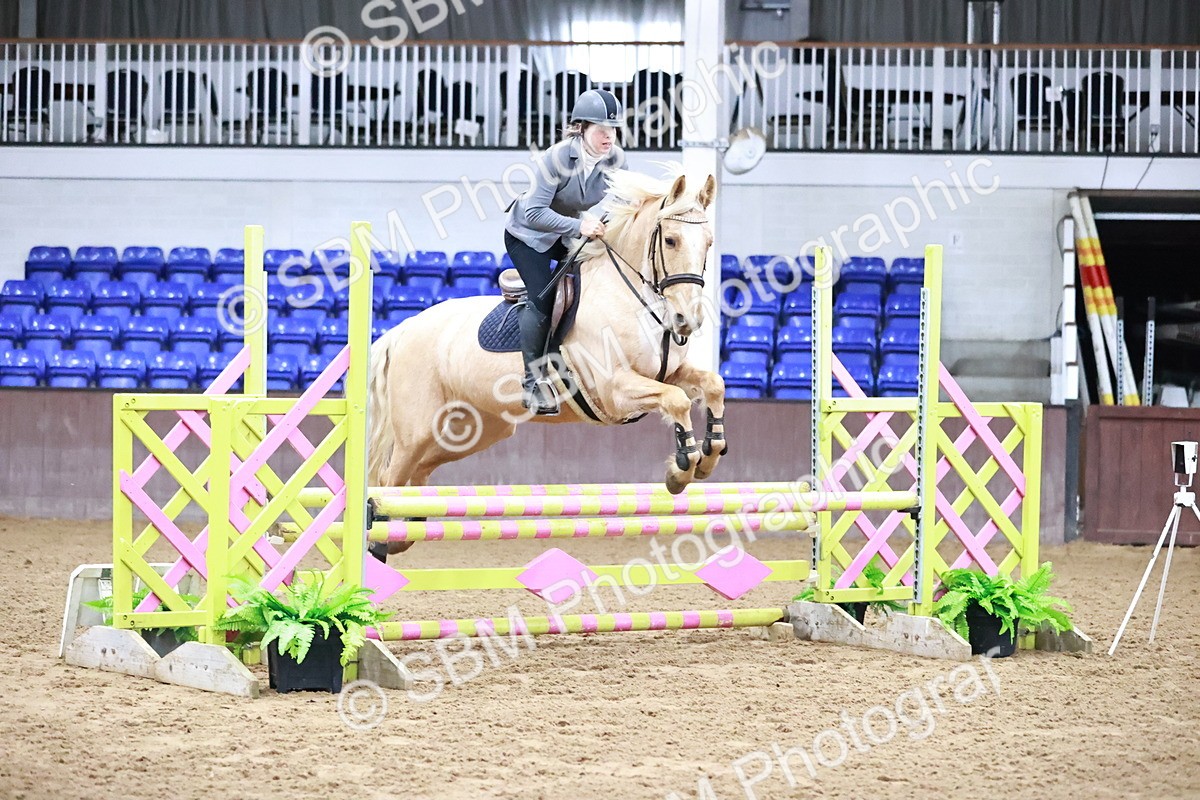 SBM_004084 - Class 14 - Clear Round 80cm