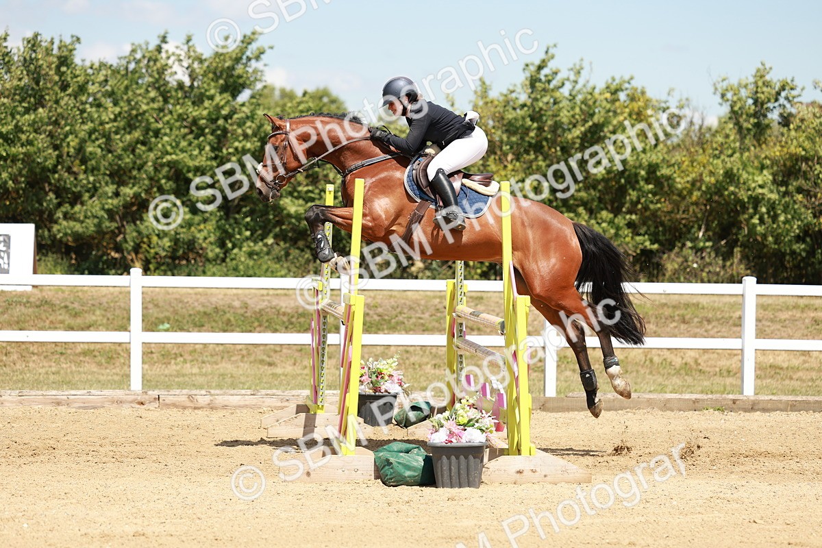 SBM_007523 - Class 3 - Senior Newcomers - 1.10m Open