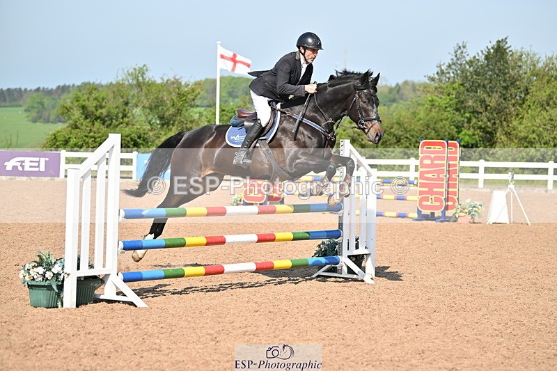 240509A-095304-00275 - Cls 1 British Novice and 90cm Open