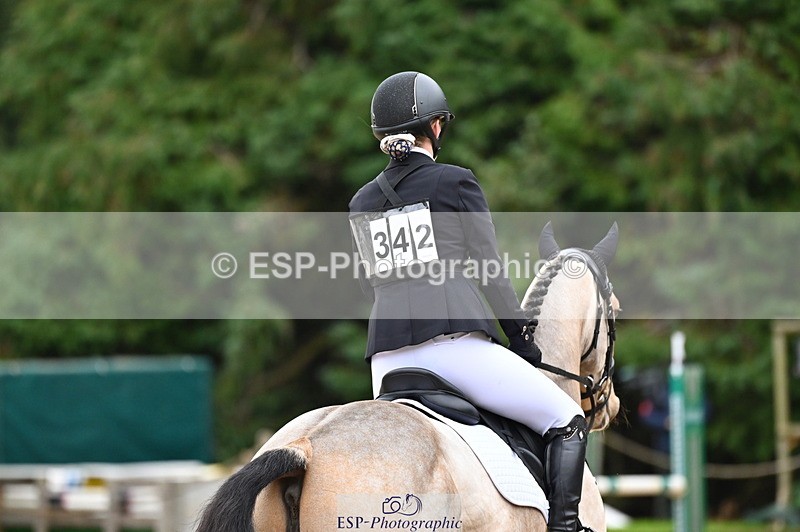 251026A-112033-23941 - D-342-Jessica.Saunders