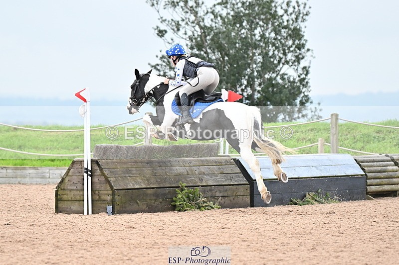 241110A-143346-01329 - 90cm 14.00 to End