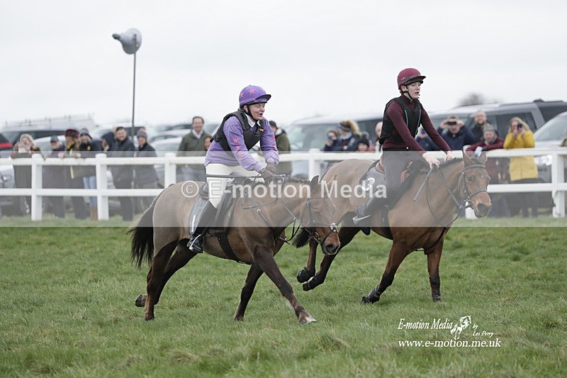 PtP 260323 0077 - New Forest Hounds Point-to-Point Larkhill 26/03/23