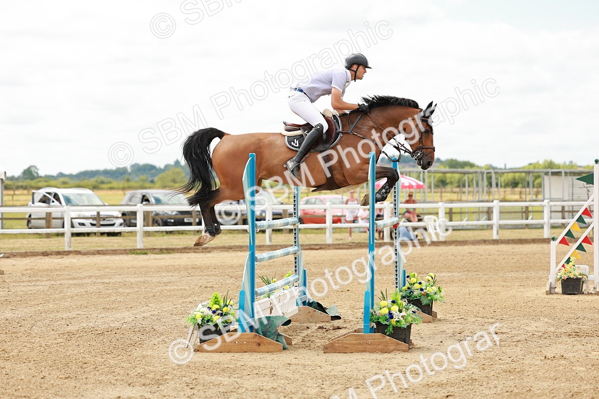 SBM_018298 - Class 21 - Senior Newcomers Championship 2d Rd