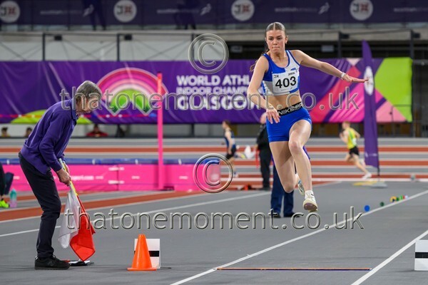 AgeInd25SAT-919124 - Field Female