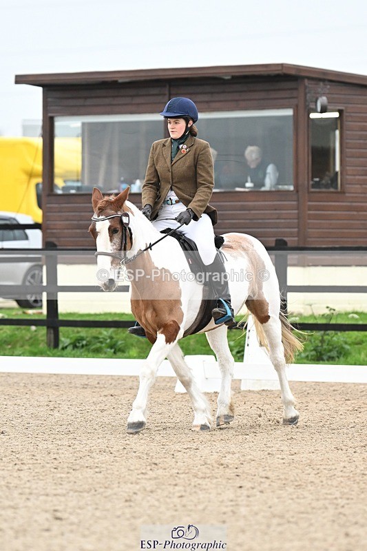 241103-095524-00233 - Intro 3 - 9.40 to 10.40