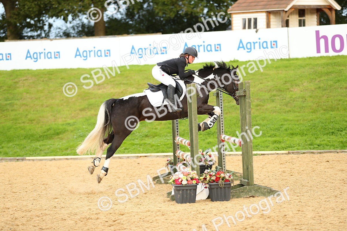 SBM_76150 - J19 - Junior 90cm Supreme Championship