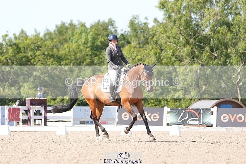 250817-160835-11660 - 190-Natalie.DraperRenkum.Cordula