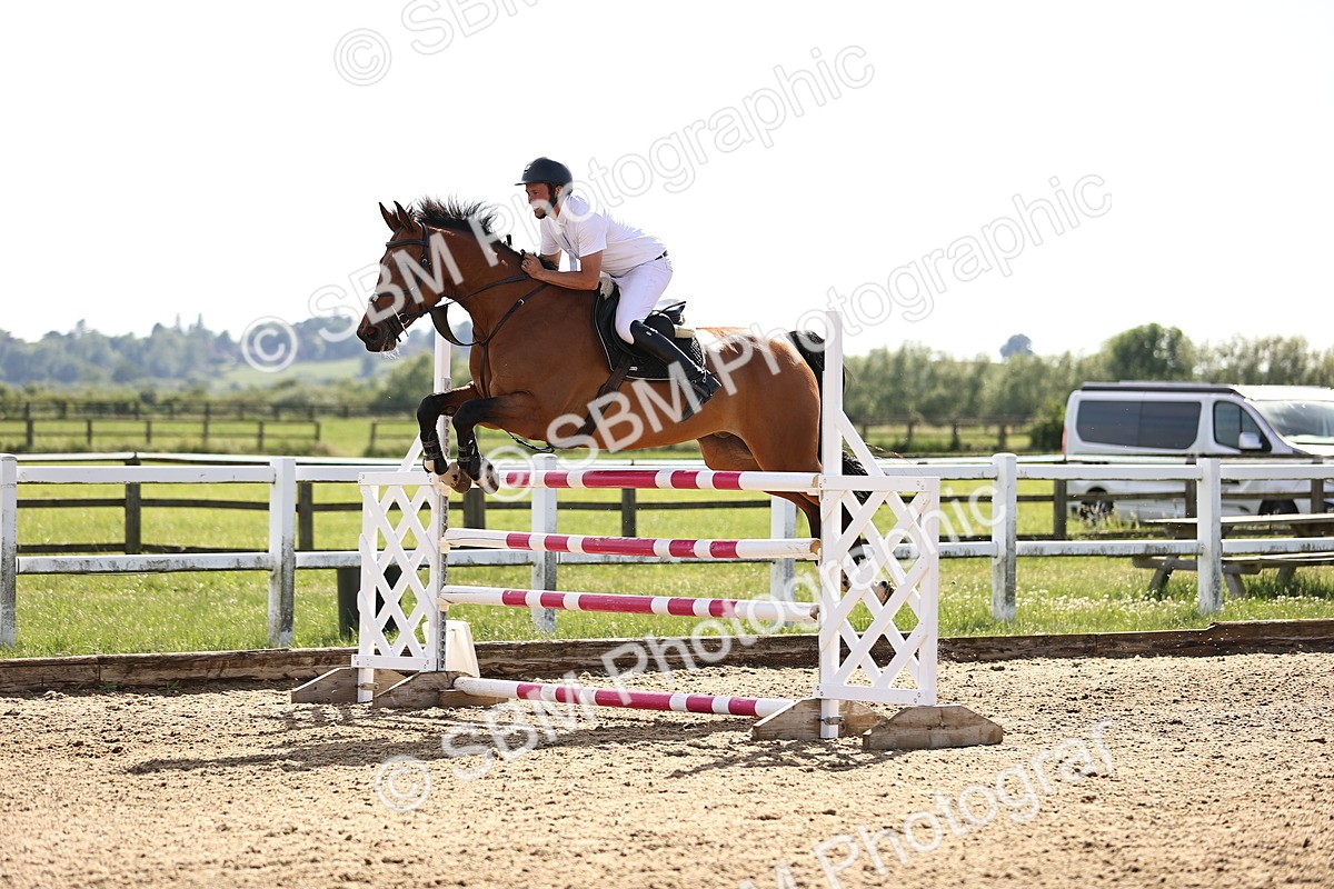 SBM_003092 - Class 5 - Senior Foxhunter - 1.20m