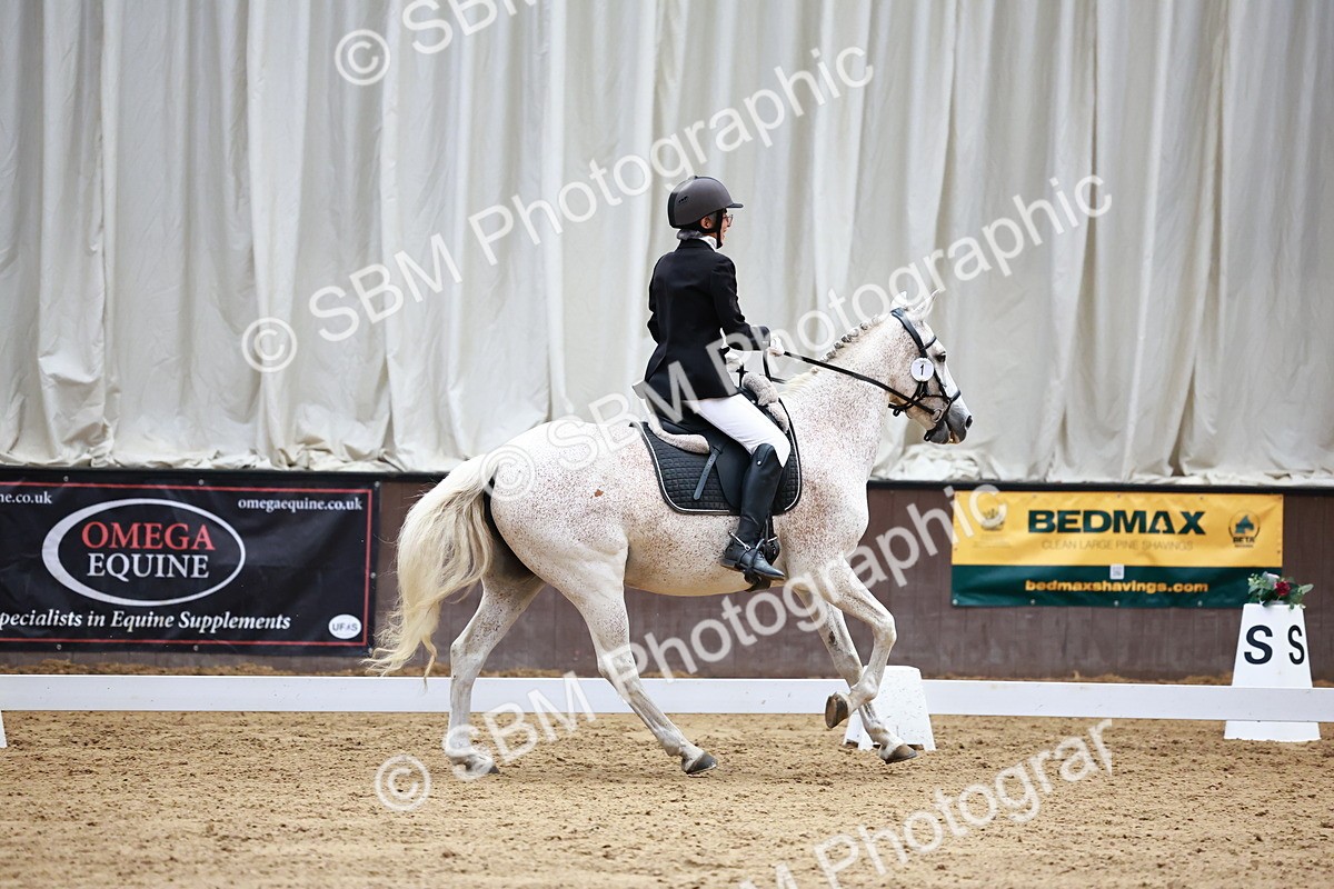 0B8A0505 - Class 4 Novice 4