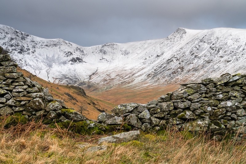 Kidsty Pike through the wall - Cumbria