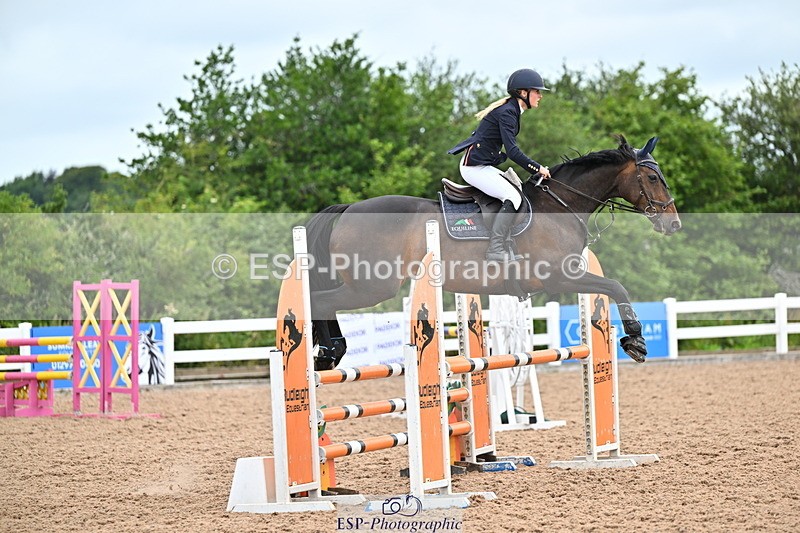 240703A-110650-00123 - Cls 02 Snr Disc & 1.00m Open