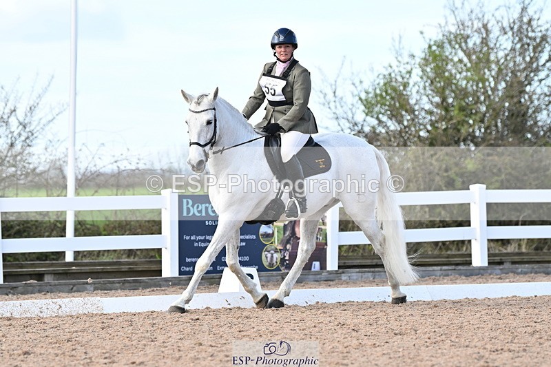 240324A-135750-03542 - Novice 28, 13.00 to 14.00