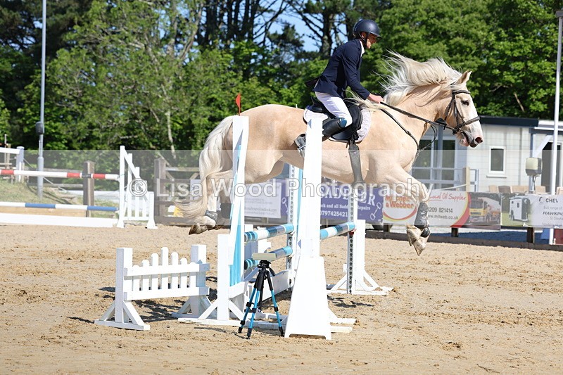 3E7A5126 - Class 3: Senior 80cm