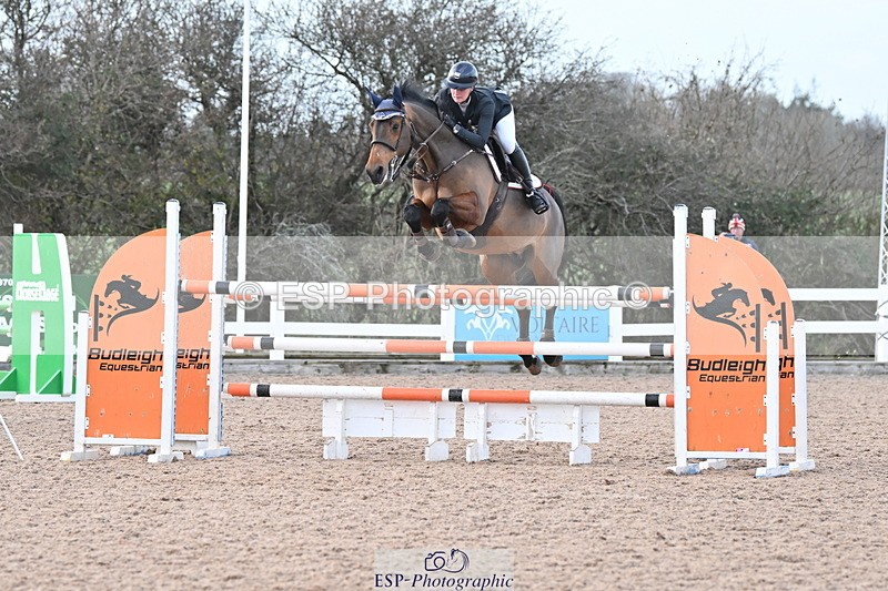 231208A-150608-01253 - Cls 7 National 1.30m & 1.40m