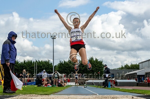 SIAB23-914785 - Field Female Set Two