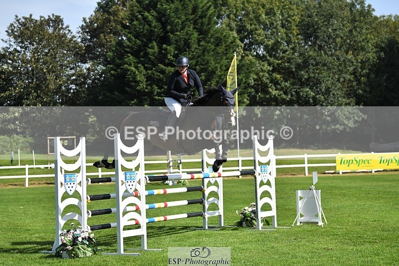 230908-115022-01214 - Cls 2 Snr Foxhunter & 1.20m Open
