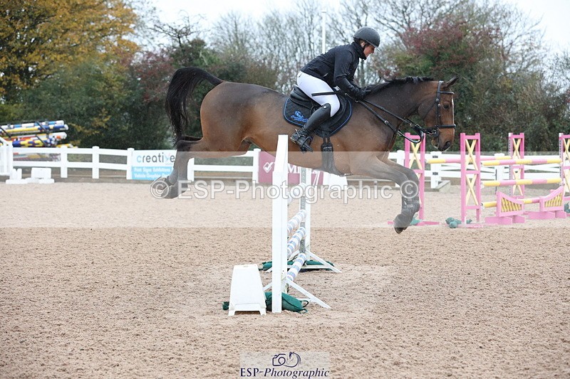 231112A-132612-04457 - Cls 20 Newcomers & 1.10m Open