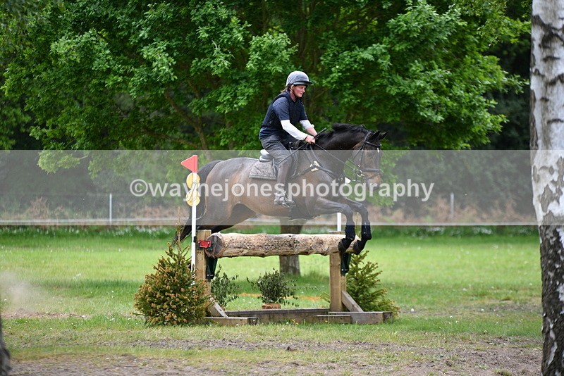 WJ5_5323 - Time 12:04 to 13:05