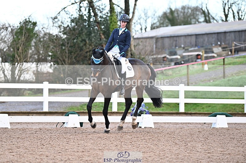 240218A-105720-05745 - 232-Alys.Matravers-VORVASHILL.VERTIGO