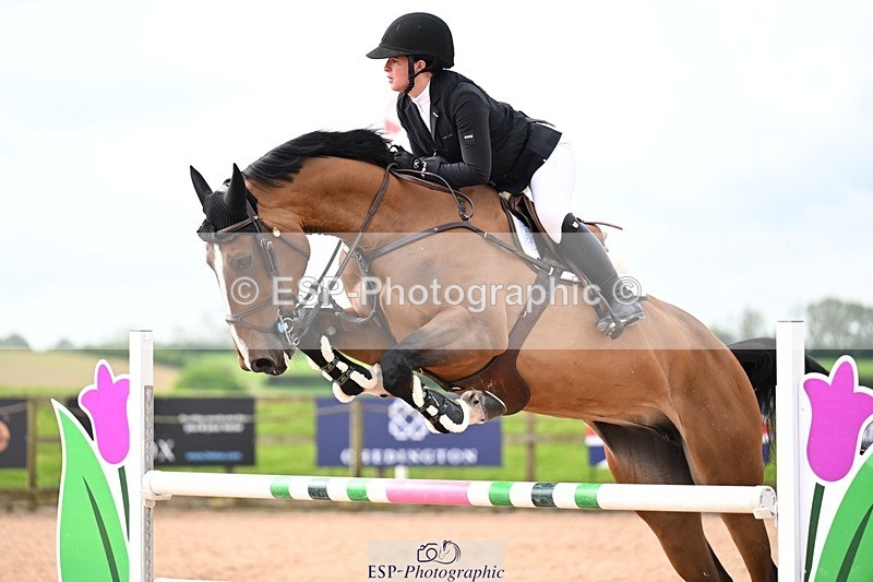 260507-095452-01335 - Cls 1 Snr Foxhunter
