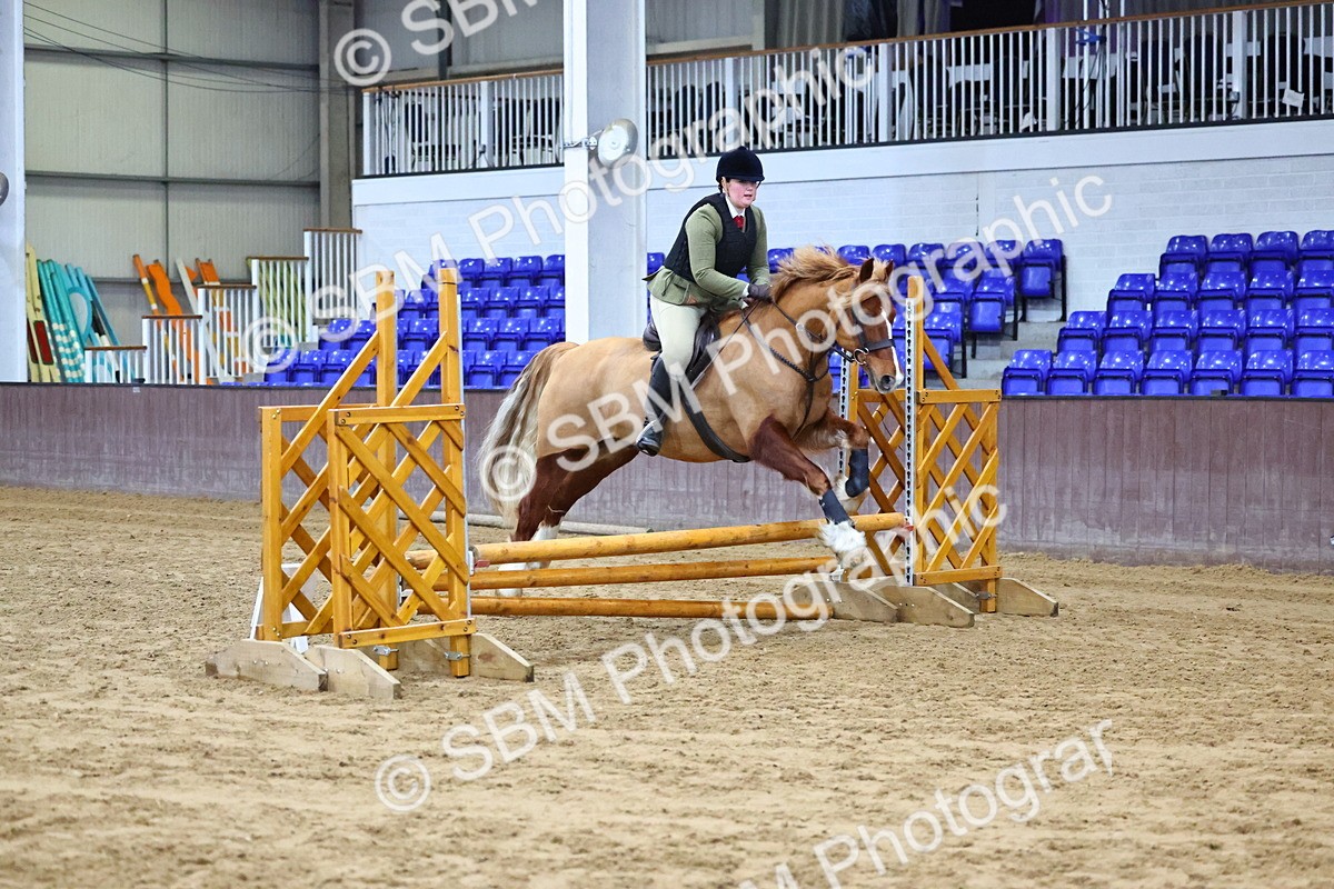 SBM_003089 - Class 35 - 60cm Training Stakes