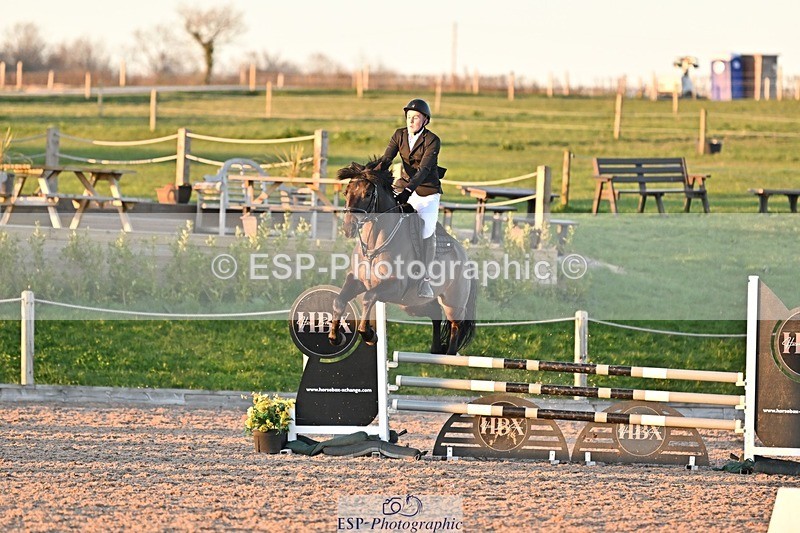 250401-192454-01000 - 90cm Classes